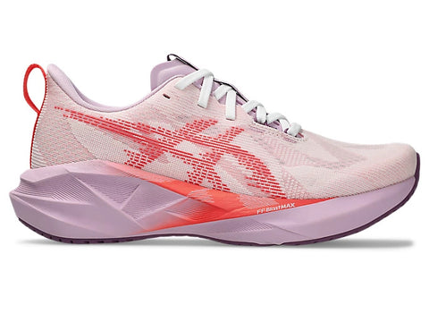 Asics Women’s Novablast 5