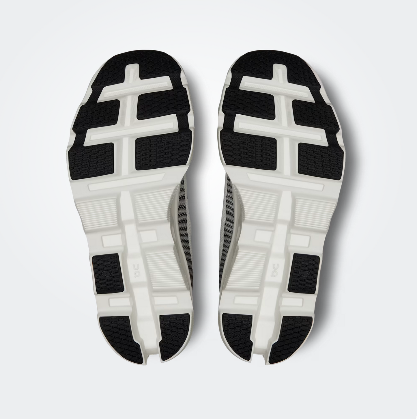 On Women’s Cloudmonster 2