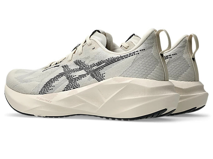 Asics Men’s Novablast 5