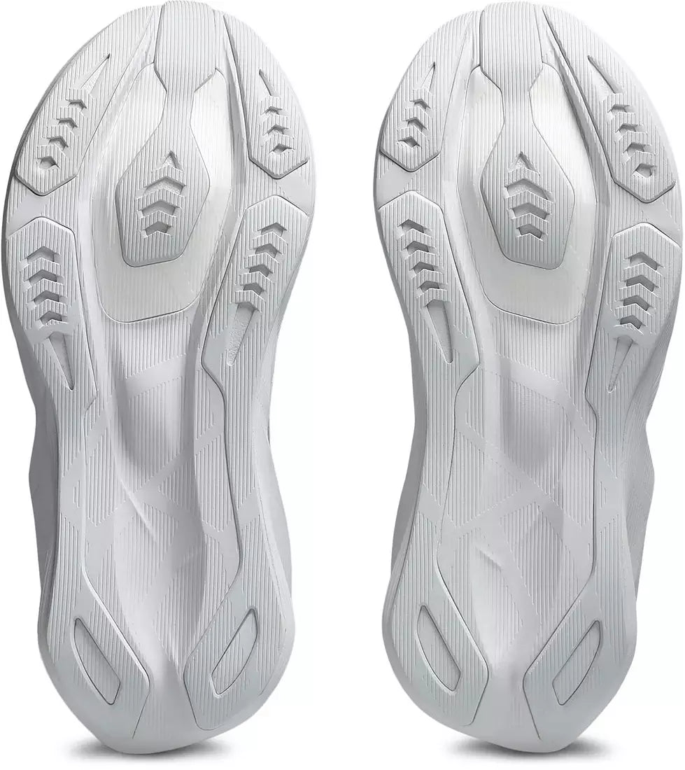 Asics Women's Novablast 6