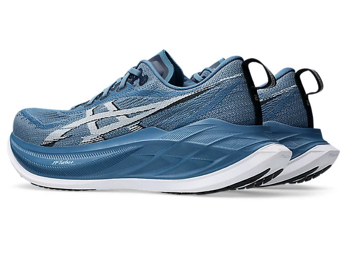 Asics Men’s Superblast 2