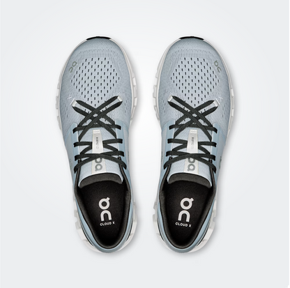 On Men’s Cloud X 4
