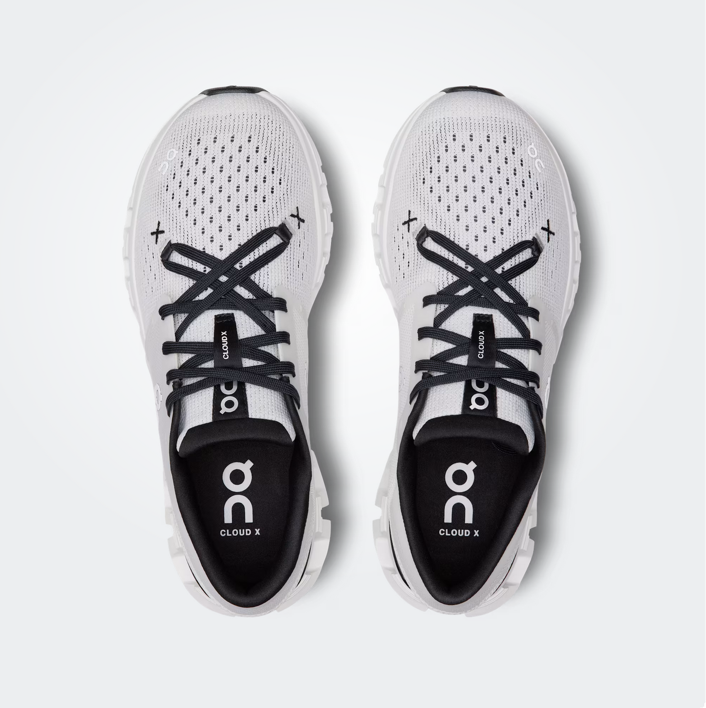 On Women’s Cloud X 4