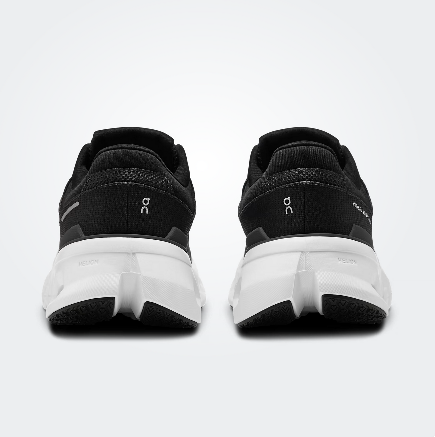 On Women’s Cloudrunner 2
