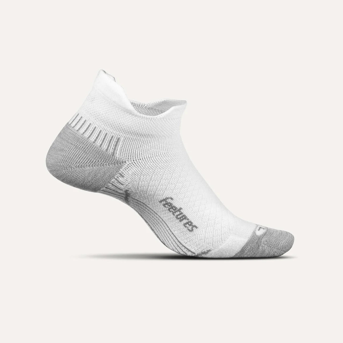 Feetures Plantar Fasciitis Relief Sock Ultra Light Cushion Tab
