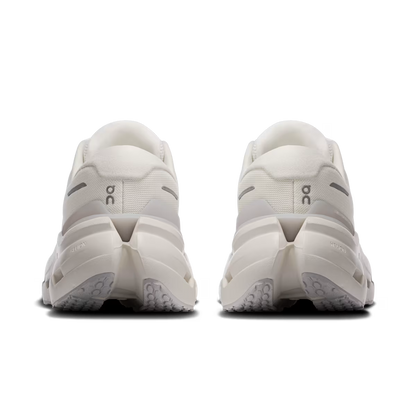 On Women’s Cloudrunner 3